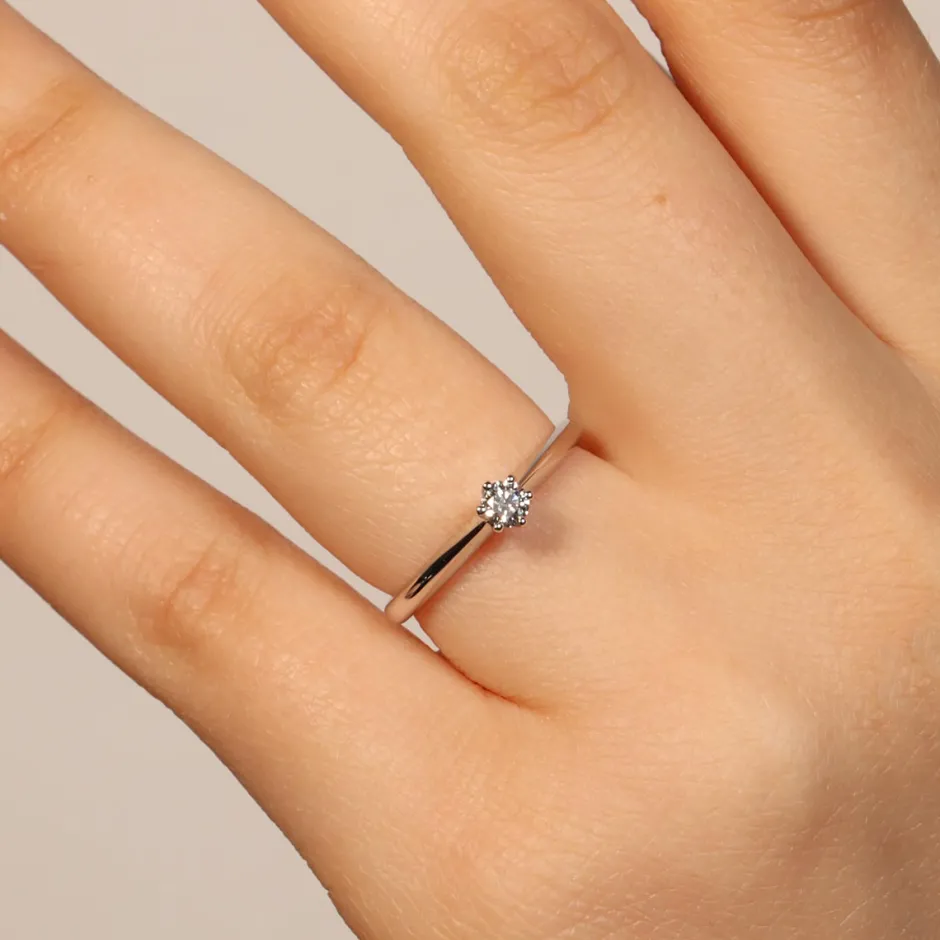 Discount Anello di Fidanzamento Frecce in Oro Bianco con Diamante 0,08 Carati Anelli Di Fidanzamento