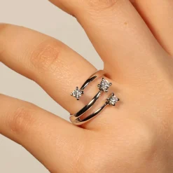Fashion Anello Trilogy Modello Incontro in Oro Bianco con Diamanti 0,37 Carati Anelli Trilogy