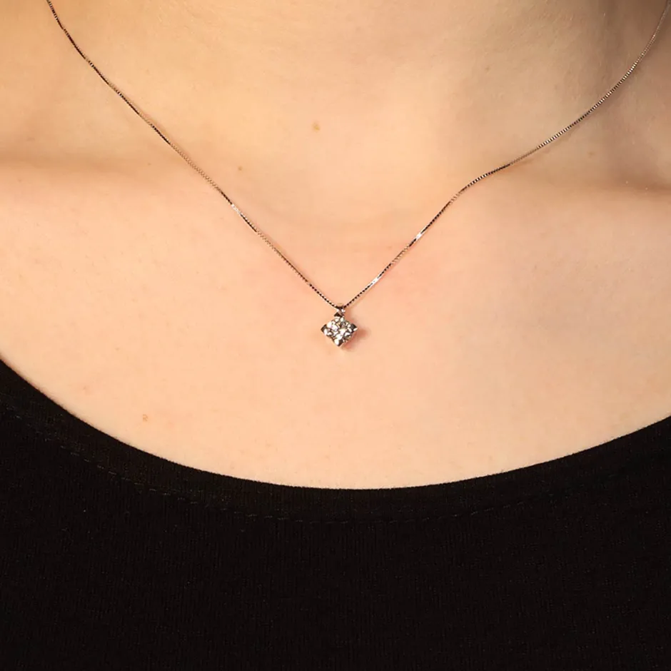 Hot Collana Punto Luce in Oro Bianco con Diamante di 0,40 Carati GIA Collane Punto Luce