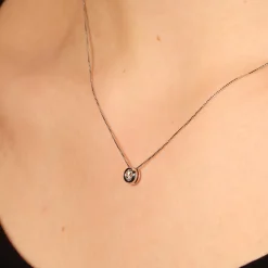 Hot Collana Punto Luce in Oro Bianco con Diamante 0,15 Carati Collane Punto Luce