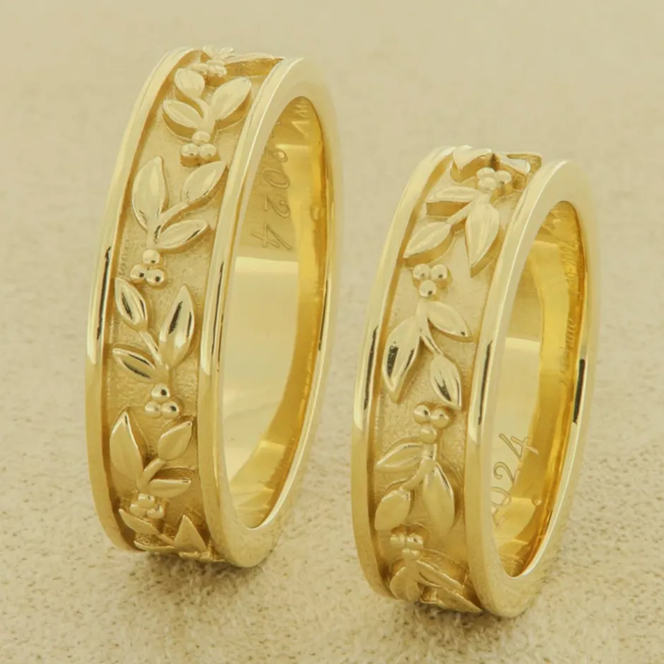 Outlet Coppia Fedi Collezione Floral in Oro Giallo Fedi Nuziali