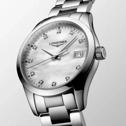 Outlet Orologio Longines Conquest Classic Madreperla e Diamanti Quartz 34 mm Donna Orologi Longines Donna